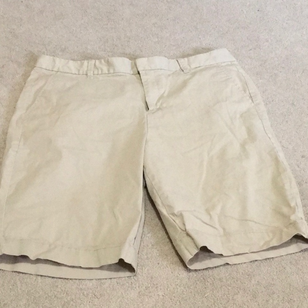 10” inseam khaki Bermuda shorts